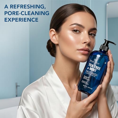 Tea Tree Face Wash With Mint