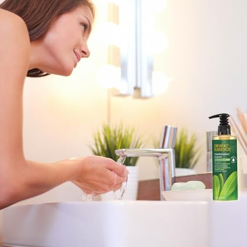 Thoroughly Clean Face Wash